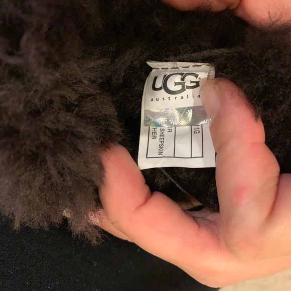 Baby UGG boots, Medium - Picture 4 of 8